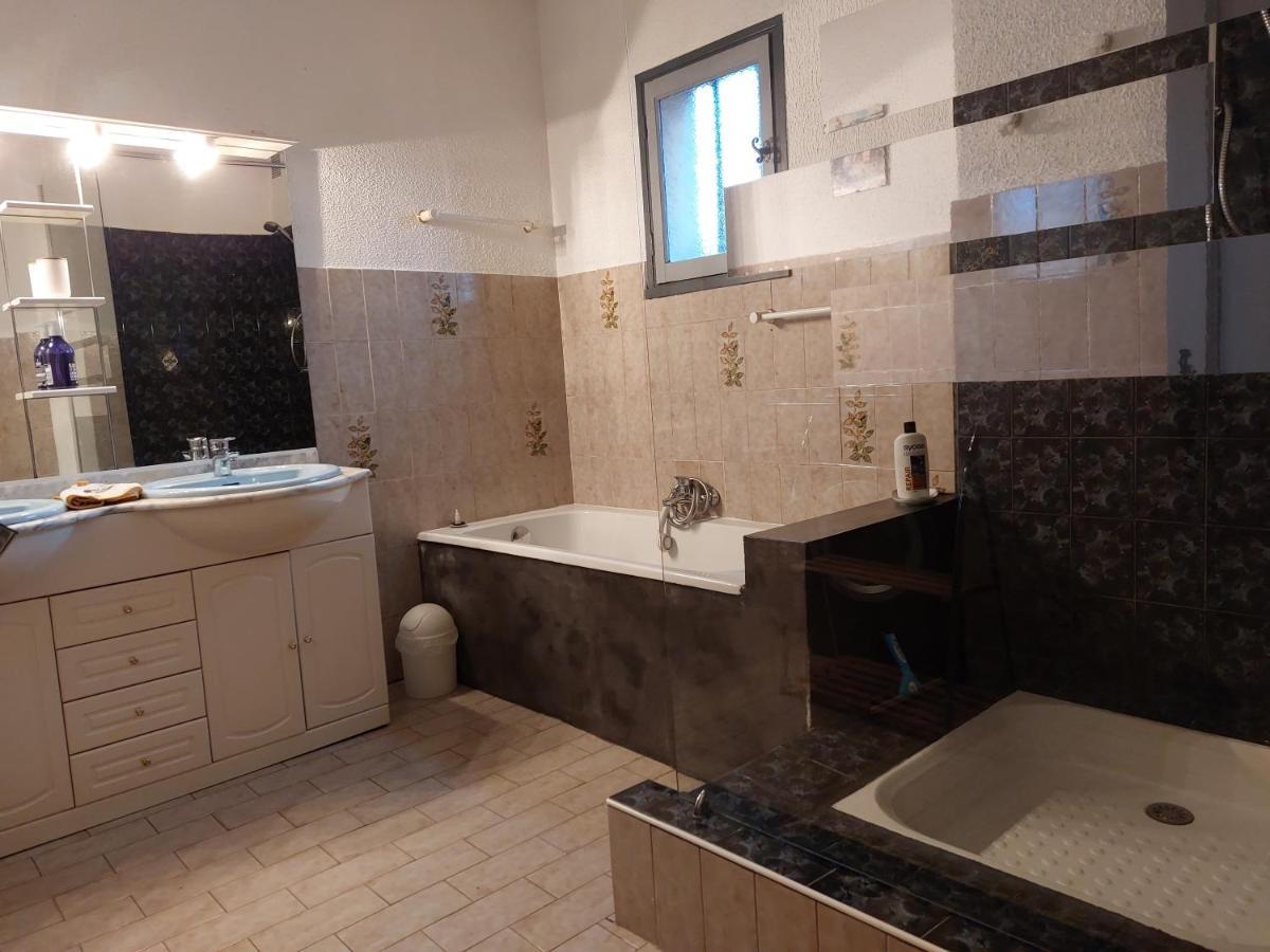 Home Tranquille Dans La Cite Du Mimosa - 2 Etoiles - Axelle Loc'Appart Mandelieu Εξωτερικό φωτογραφία