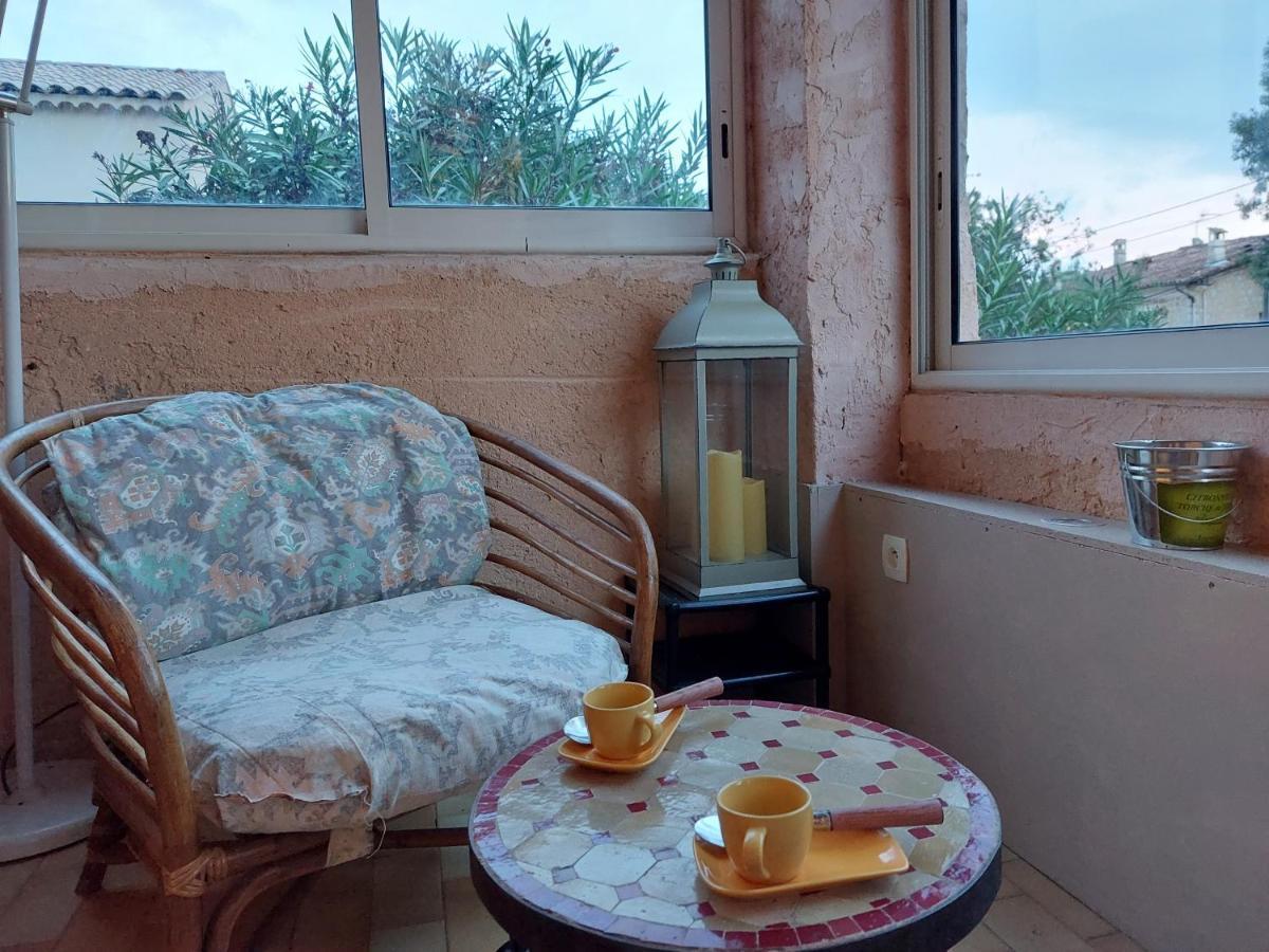 Home Tranquille Dans La Cite Du Mimosa - 2 Etoiles - Axelle Loc'Appart Mandelieu Εξωτερικό φωτογραφία